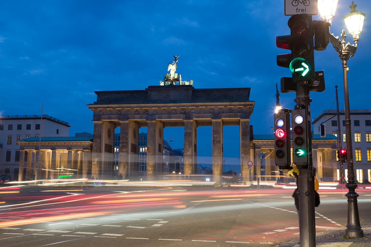 Ein Foto der Verkehrsanlagen der Alliander Stadtlicht AG in Berlin am Brandenburger Tor